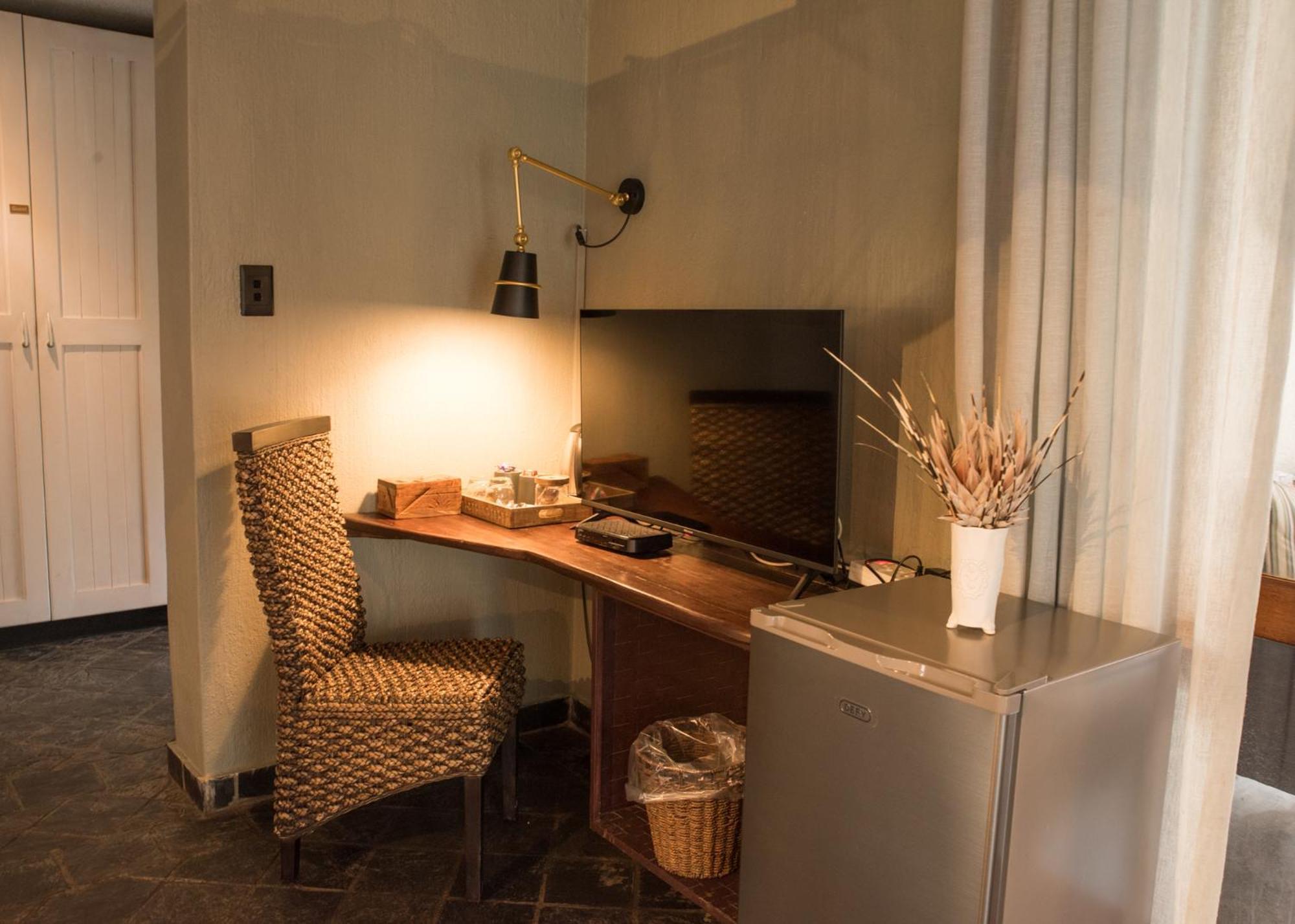 La Lechere Guest House بهالابوروا المظهر الخارجي الصورة